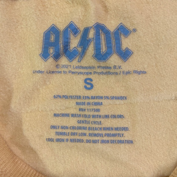 2021 AC/DC Sweater - Picture 3 of 5